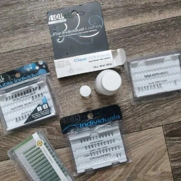 Ardell faux lash bundle - Picture 1 of 4